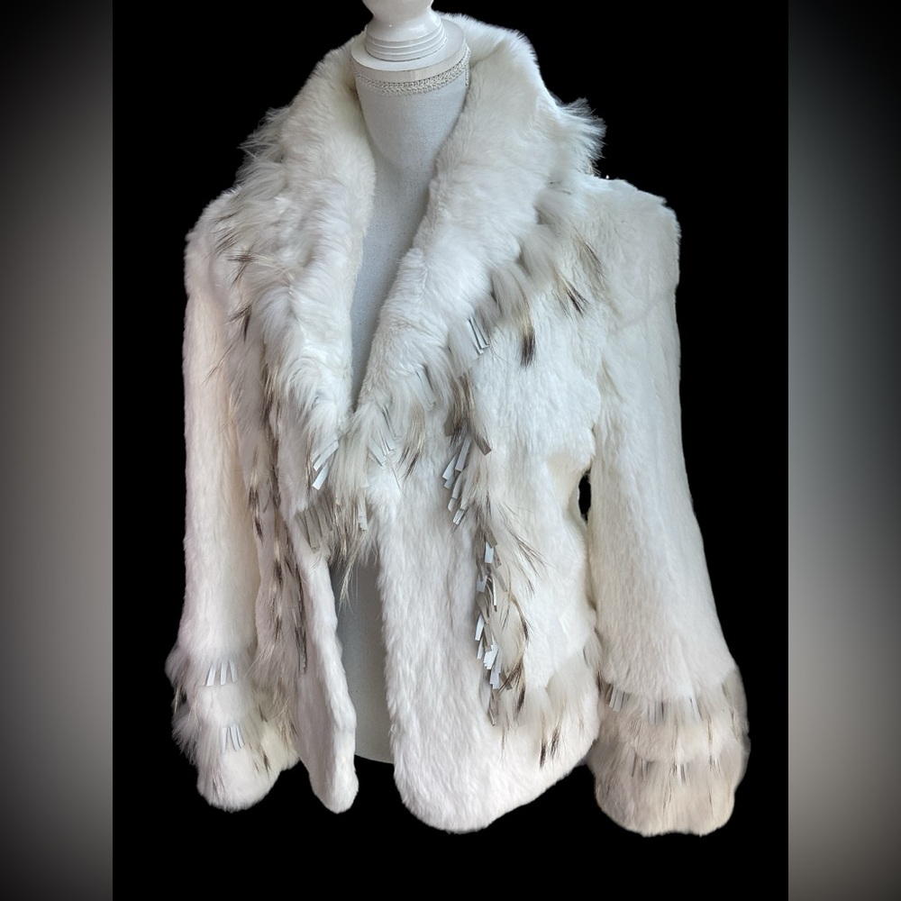 Elegant White Rabbit Fur Jacket - Picture 2 of 13